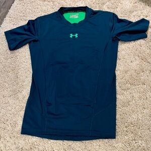 Men’s Under Armour Navy compression Tee with green Logo size large